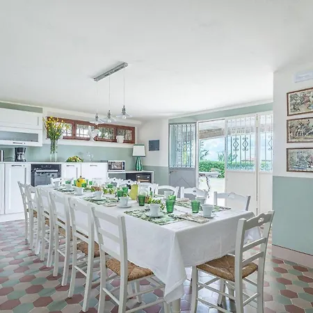 Villa Solaria Di Santa Maddalena 14